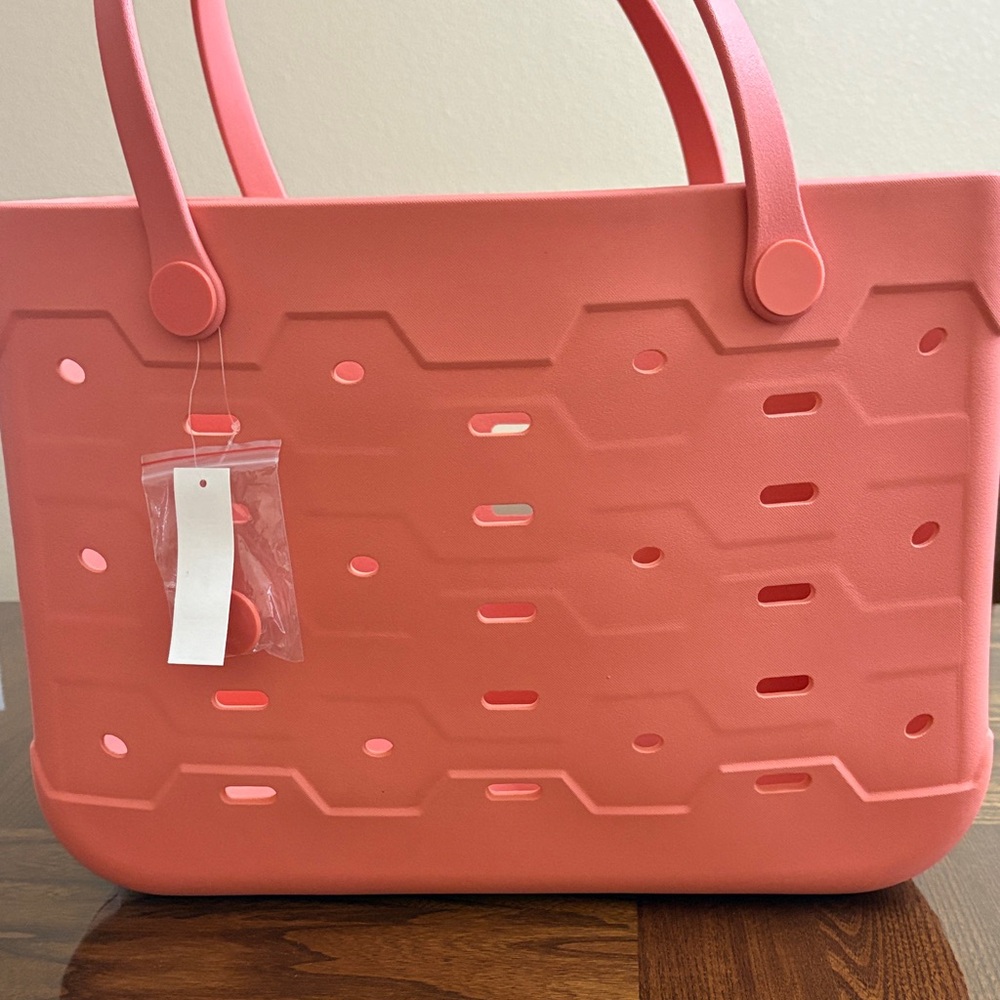 Stylish Coral laundry Tote Bag - Lightweight Everyday Carry